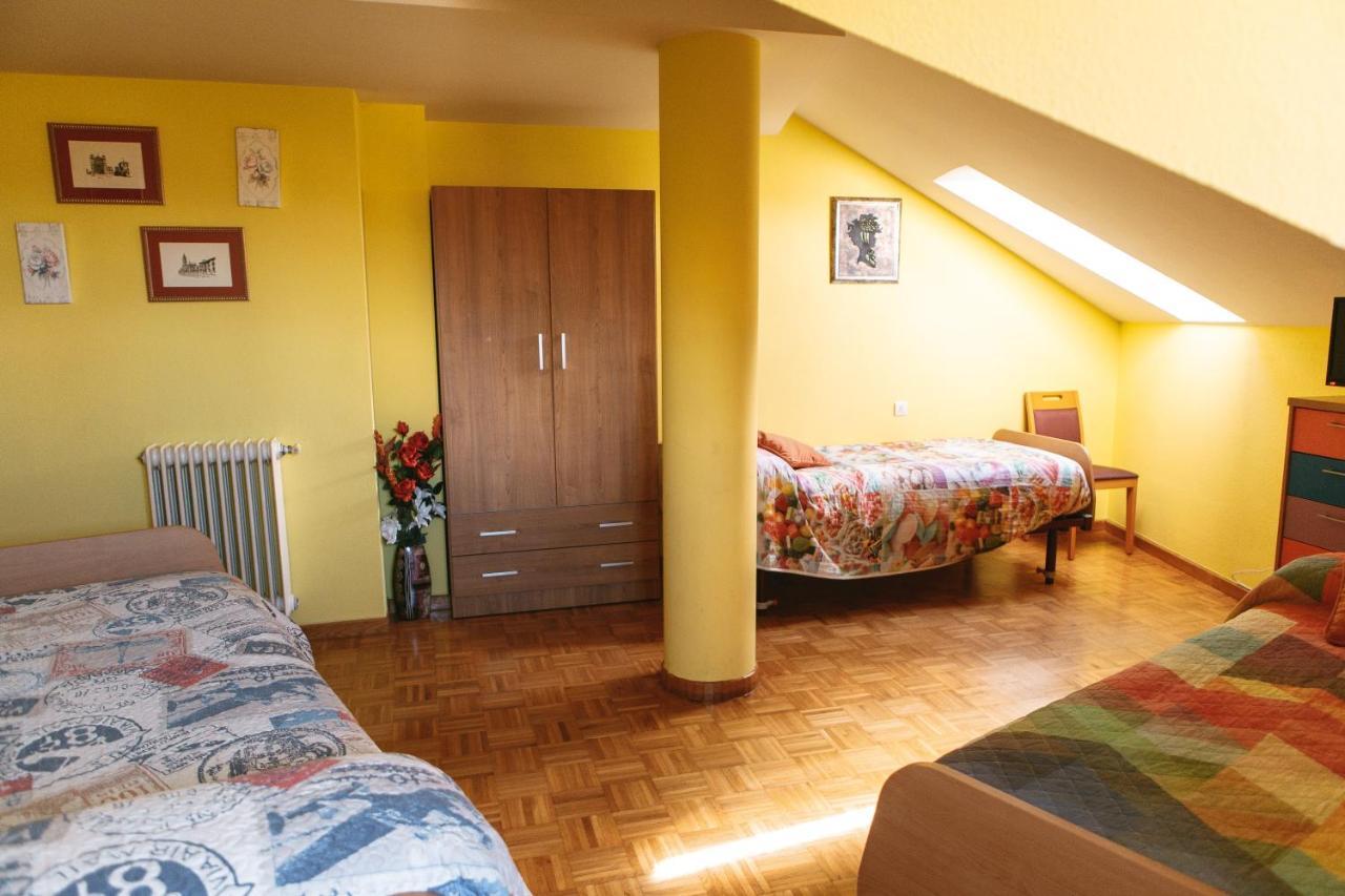 Vut Raquel Apartment Astorga Exterior photo
